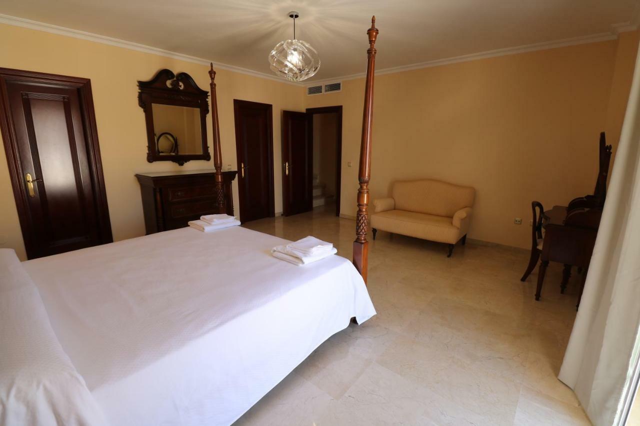 Villa De Lujo En توريمولينوس المظهر الخارجي الصورة